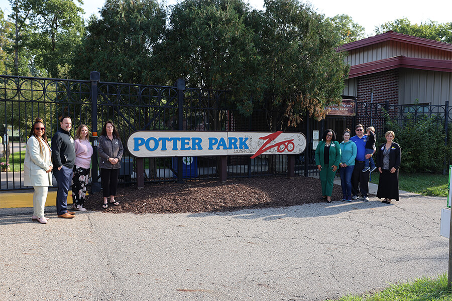 Potter Park Zoo - Group Photo - October 2024 